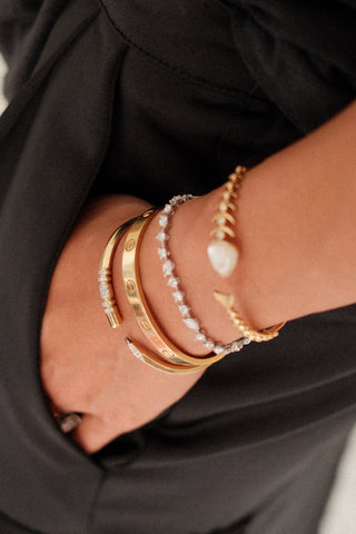 Pencil Me Down Bangle in 18K Gold - Thick