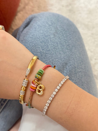 Bubble Letter Charm in 18K Gold