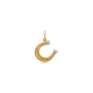 Lucky Horseshoe Charm in 18K Gold