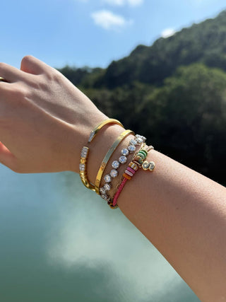 Pencil Me Down Bangle in 18K Gold - Thick